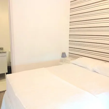 Lindo Studio Prox Aero Cgh São Paulo Room photo